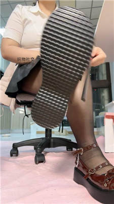 【南京欣欣子】黑丝死妈羞辱    250305-12