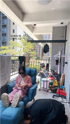 【南月女神】阳台臭脚丫羞辱家奴 JS250321-10