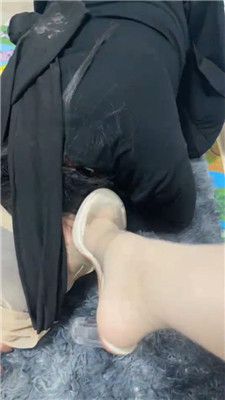 【鹿S】闺蜜下跪发骚犯贱 JS250325-28