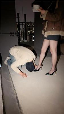 【esse殿下】户外阳台踩踏蛋糕喂食 bf51921