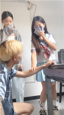 【九月】路边开发纹身小妹玩sm JS250725-20