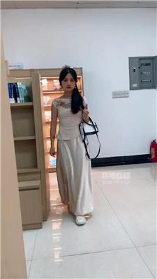 【香芋朱朱】在大学图书馆开发学生S bf57274