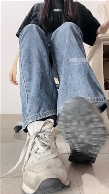 【敢敢】你妈被凌辱暴毙    251005-15