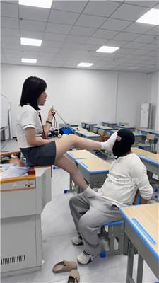 【松紫大大】勃肯鞋白袜女神教室玩够 bf58660