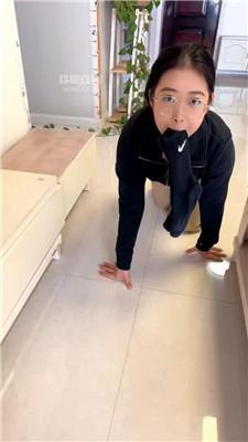 【极品道人】原味袜全红花母狗 JS251213-4