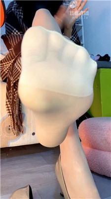 【苒苒】肉丝香水带锁羞辱    260123-28