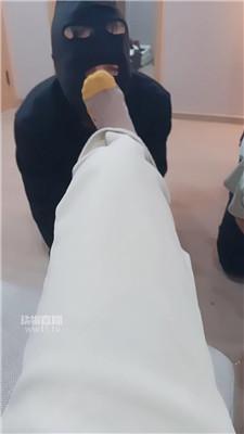 【路西法情侣主】品尝主子的臭脚丫 JS260129-25