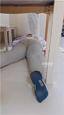 【是樱樱呀】踩踏母狗 JS260130-19