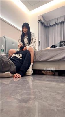 【巨蟹】纹身小妹白袜羞辱 JS260304-35