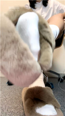 【秋黎】白袜裸足寸止    260318-17