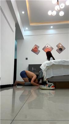 【哈市王哥】素人连环抽耳光场 JS260322-50