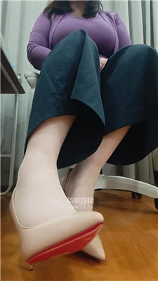 【拽拽】鲸牛炸干鞋跟声早些    260326-29