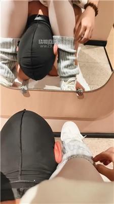 【蓝月大人】臭脚丫羞辱萌新玩萌新 JS260328-44