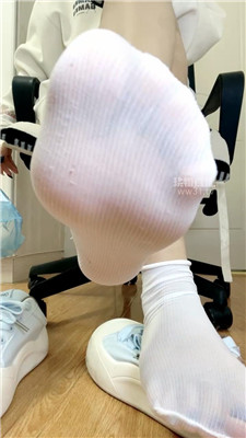 【姜琦琦】冰冰袜香水三字经 260330-37