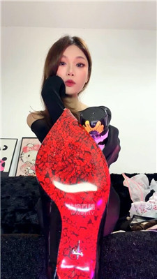 【万万】油亮丝衣口水炸J    260402-36