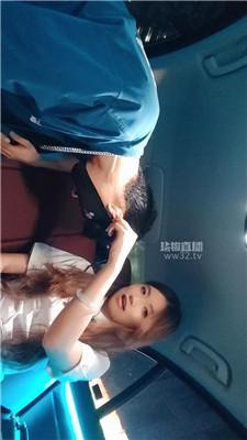 【萝莉收割机】户外开发车内白袜调 JS260413-33