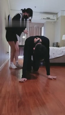 【黛熙】学姐女神的脚下奴【上】 bf10129