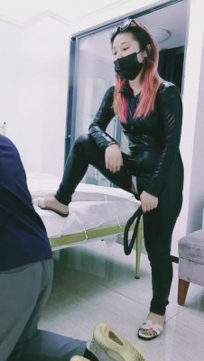 【佛山佛果】重刑暴打口嗨狗 bf10281