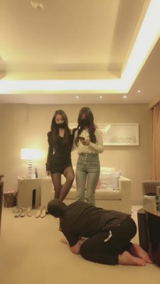 【cici】双S网红模特虐待粉丝 bf10305