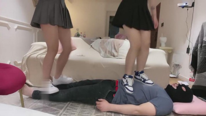 【薇凉】双主踩踏重踹贱狗 bf10423