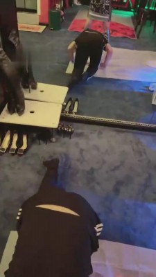 【晨晨】圈养奴的卑微伺候 JS220414