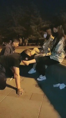 【雪儿】姐妹夜跑后原味棉袜户外调【完整版】 bf11217