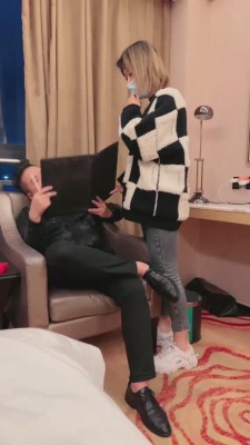 【莫妮卡】女秘书玩老板和司机狗【双视角版】 bf11276