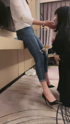 【丹祖宗】高跟御姐欺负小母狗/强迫吃船袜 bf11395