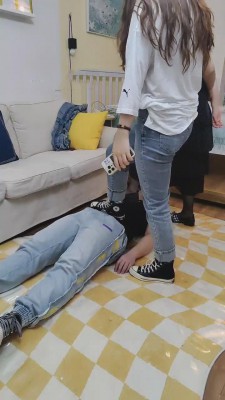 【圆圆】双S-黑丝/帆布鞋全体重踩奴 bf11390