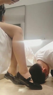 【梵高】开发金融女白领-提档/耳光/骑马【双视角版】 bf11617