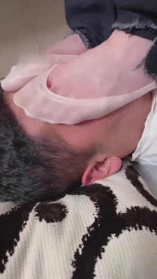 【二宝】素人车模全体重踩踏首调 bf11983