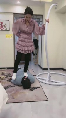 【鑫儿教头】被精神小妹暴揍的一天 bf11920