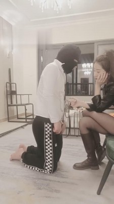 【阮芷大人】跪在御姐脚下的小奶狗 bf12122