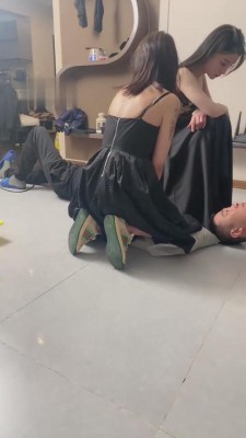 【领主老大】奴下奴-强制口水/呕吐物专场 bf12204