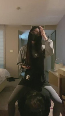 【罗宾S】拖鞋猛抽耳光/美脚踩踏深喉 bf9530