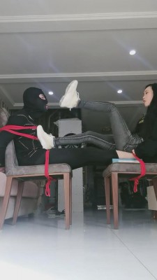 【傲柔】老虎凳刑罚/耳光踢打舔鞋窒息 bf9827