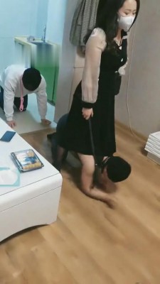 【情侣月儿】极度羞辱双奴比赛 bf8095