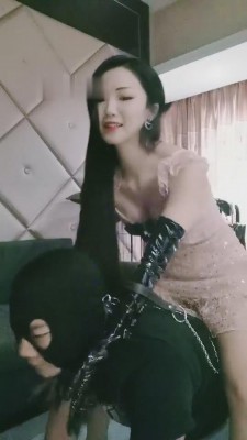 【银河S】御姐把追求者虐成狗 bf8842