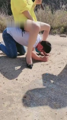 【丹祖宗】带素人小姐姐户外玩狗【双视角版】 bf8657