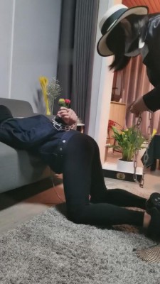 【乐姐】家奴隔离回来奴性训练强化 bf9008