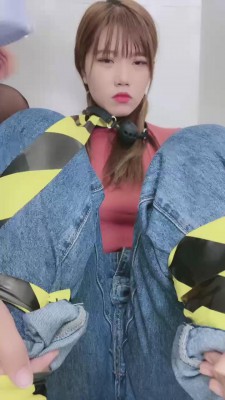 【美离子】超美母狗-捆绑堵嘴强制开发圣水 bf10056