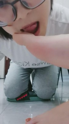 【清见】家务母狗下班来伺候了 bf8838