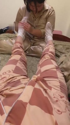 【琳嘉】闺蜜做母狗伺候就寝 bf9010