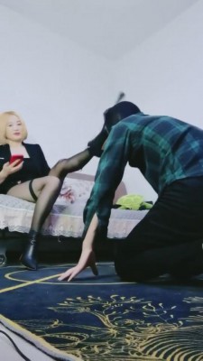 【沈阳予】tj小贱畜-坐脸/踩脖子/钻胯/骑马 bf5939