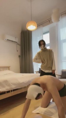 【晚晚】踢裆/耳光/内裤套头/坐脸/舔闻脚/圣水浴 bf5923