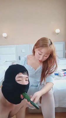 【莉娜】姐夫沦为脚下贱狗【上】 bf6749