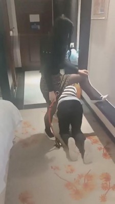 【小猫咪】黑丝高跟首次开发小奶狗/强制圣水【上】 bf6205