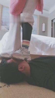 【妃妃】踩踏/圣水/舔鞋专场 bf6156