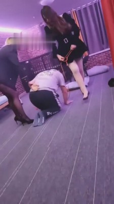 【桃江S】姐妹花刑房把狗捆起来虐 bf6831