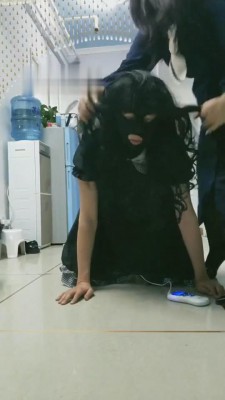 【情侣月儿】CD变装奴-耳光/圣水/锁电击 bf6954